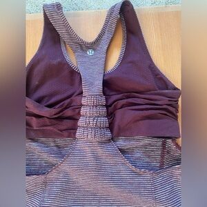 Lululemon top with built in bra burgundy